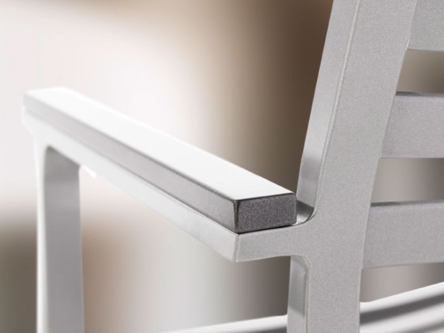 Sieger Faro Stapelsessel Aluminium graphit mit Armlehnen