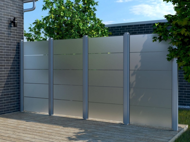 GroJa Ambiente ESG-Blockstreifen Zaunanlage mit Pfosten und Klemmschienen