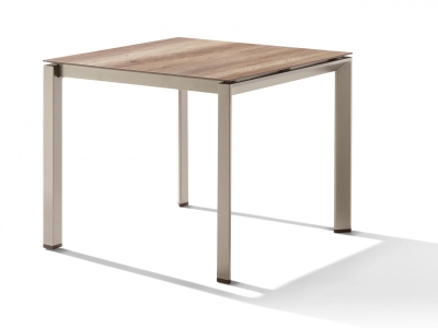 Sieger Gartentisch 90x90cm Polytec Eiche hell-Gestell Champagner