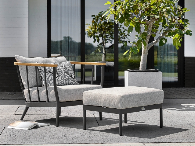 Apple Bee Condor Lounge Sessel Alu black