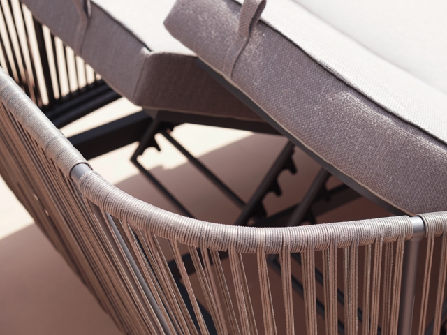 Zebra Pollux Daybed mit Polster 215x139cm Teak-Aluminium