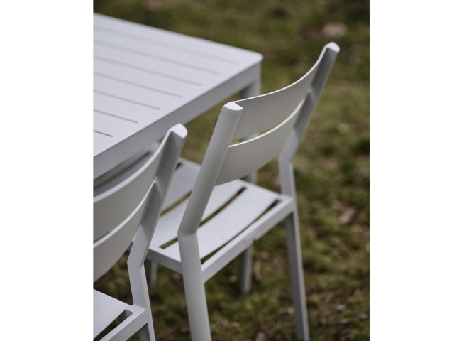 Brafab Bigby Diningtisch Aluminium 144x76cm, hellgrau