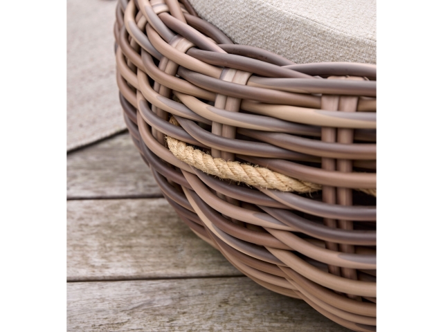 Apple Bee Cocoon Daybed Boucle Cream inkl. Kissen 220x220x92cm